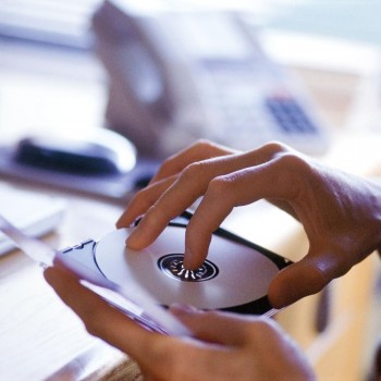 Etiquetas Apli 11704 CD/DVD 117mm 100 hojas