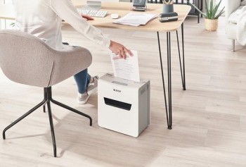 Destructora Leitz IQ Protect 6 P4, blanco/plata 80900000