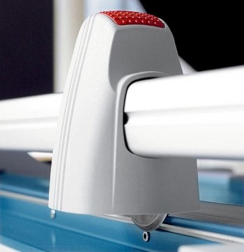 Cizalla de rodillo Dahle 446 + bastidor gran capacidad y formato 112x38,4cm 00446-20320