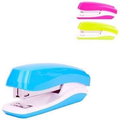 Grapadora Deli Rio colores surtidos 25H. E0350