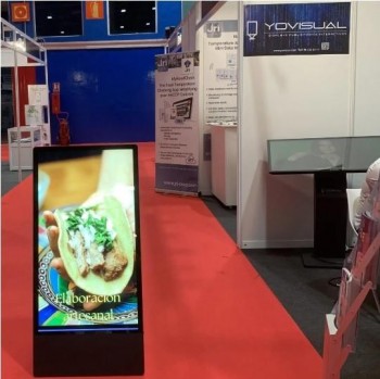 Totem exterior LCD movil Yosan con bateria 43" DPI/EXTO/43BAT