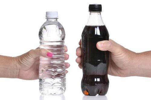 AGUA Y REFRESCOS 
